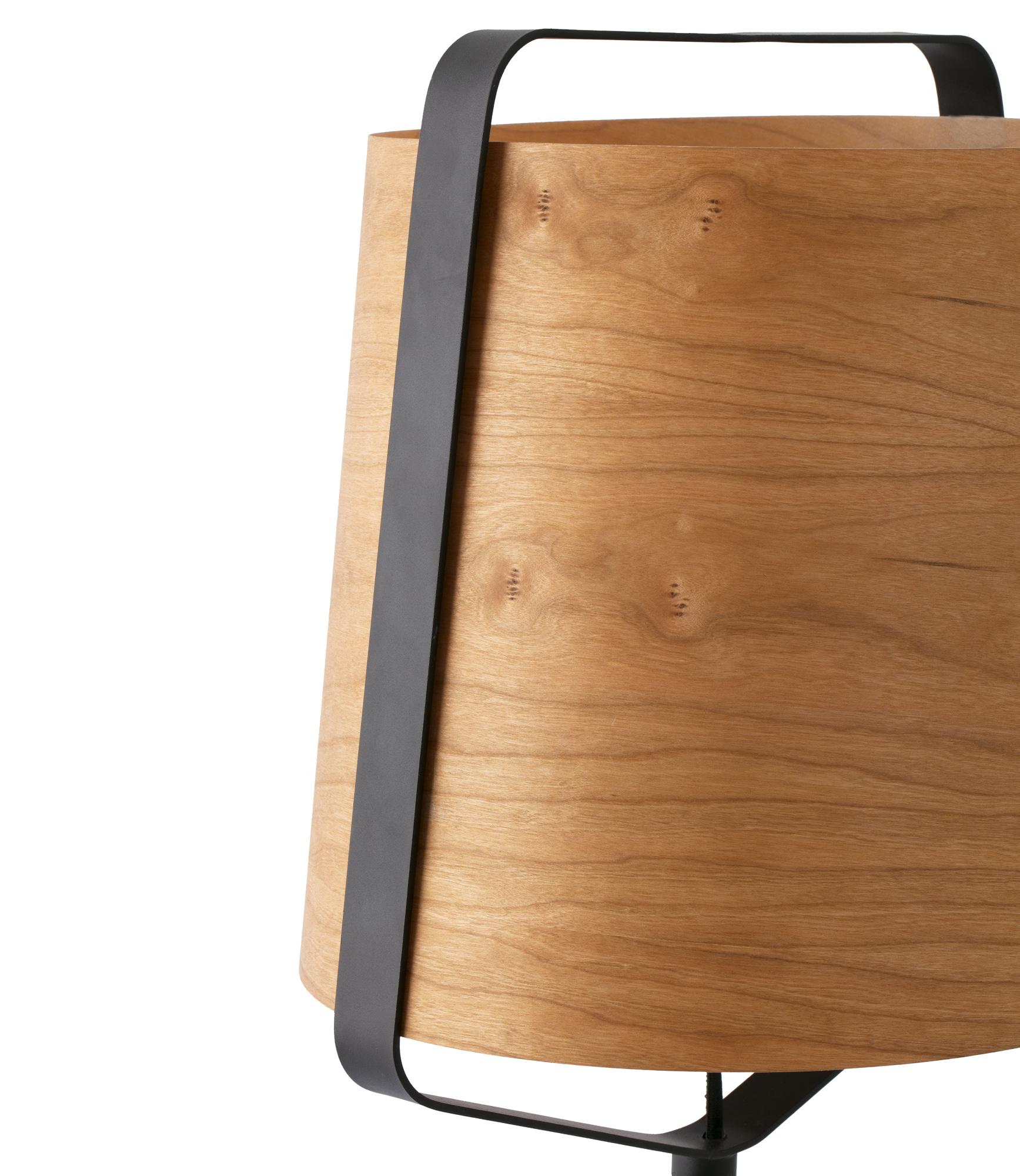 STOOD Black and wood table lamp