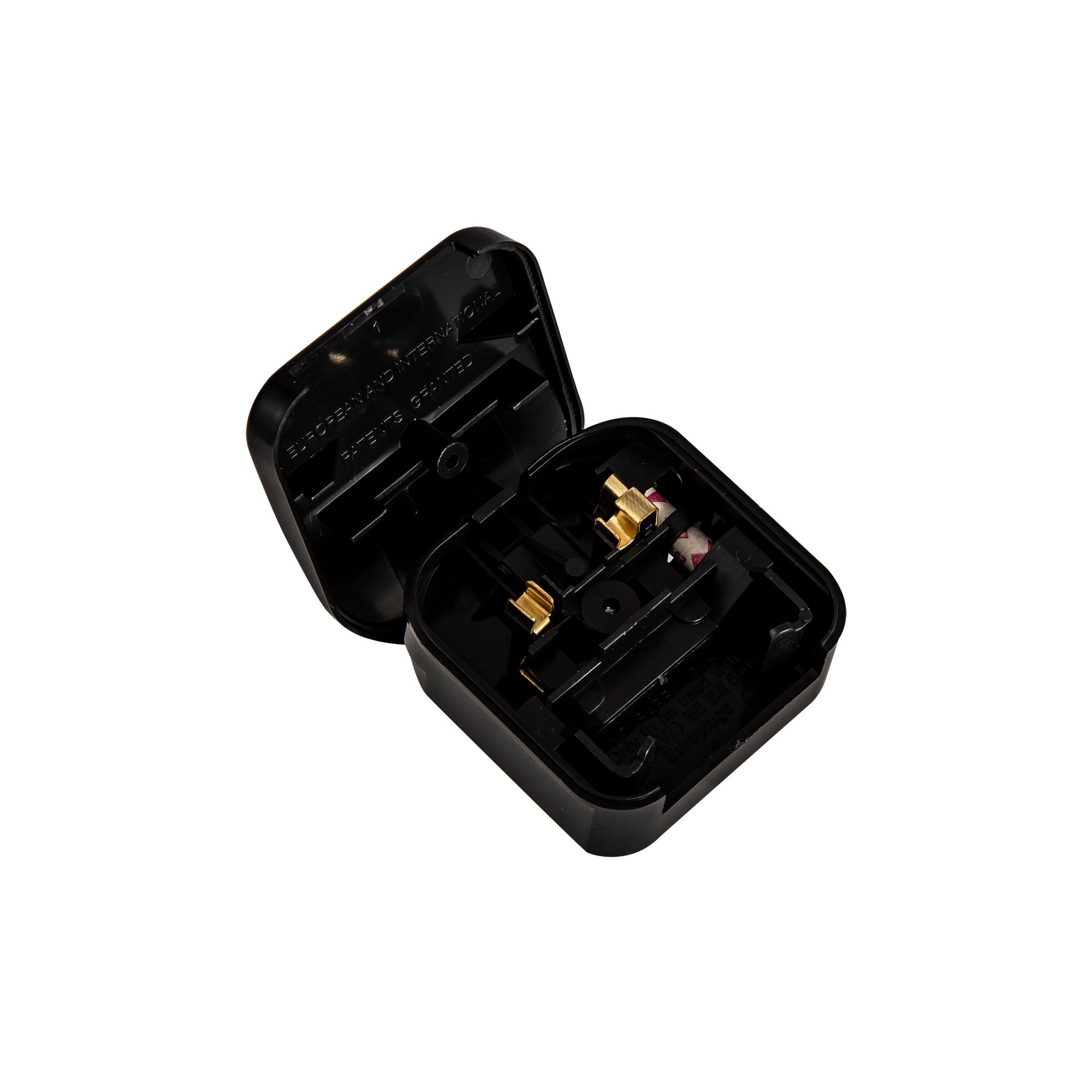Additions 3A EU-UK Black Flip Model Plug Converter