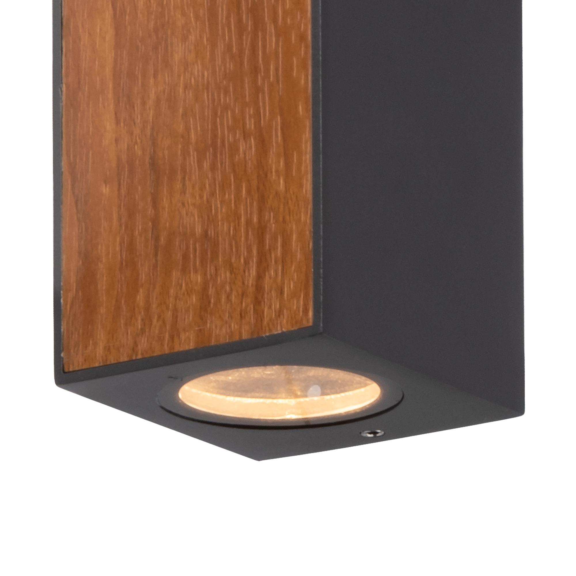 Beret Wall Lamp