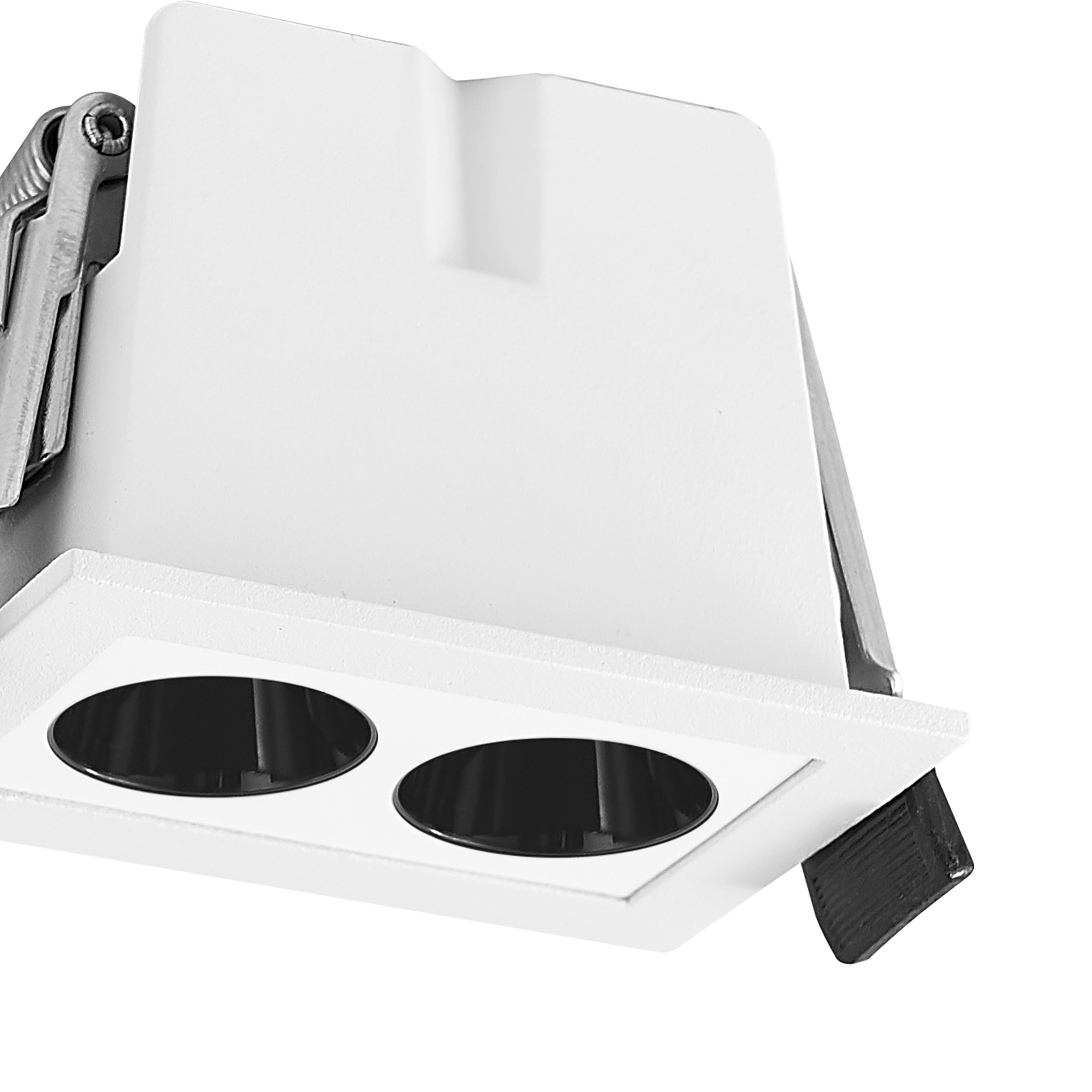 Blau Linear Recessed Spotlight