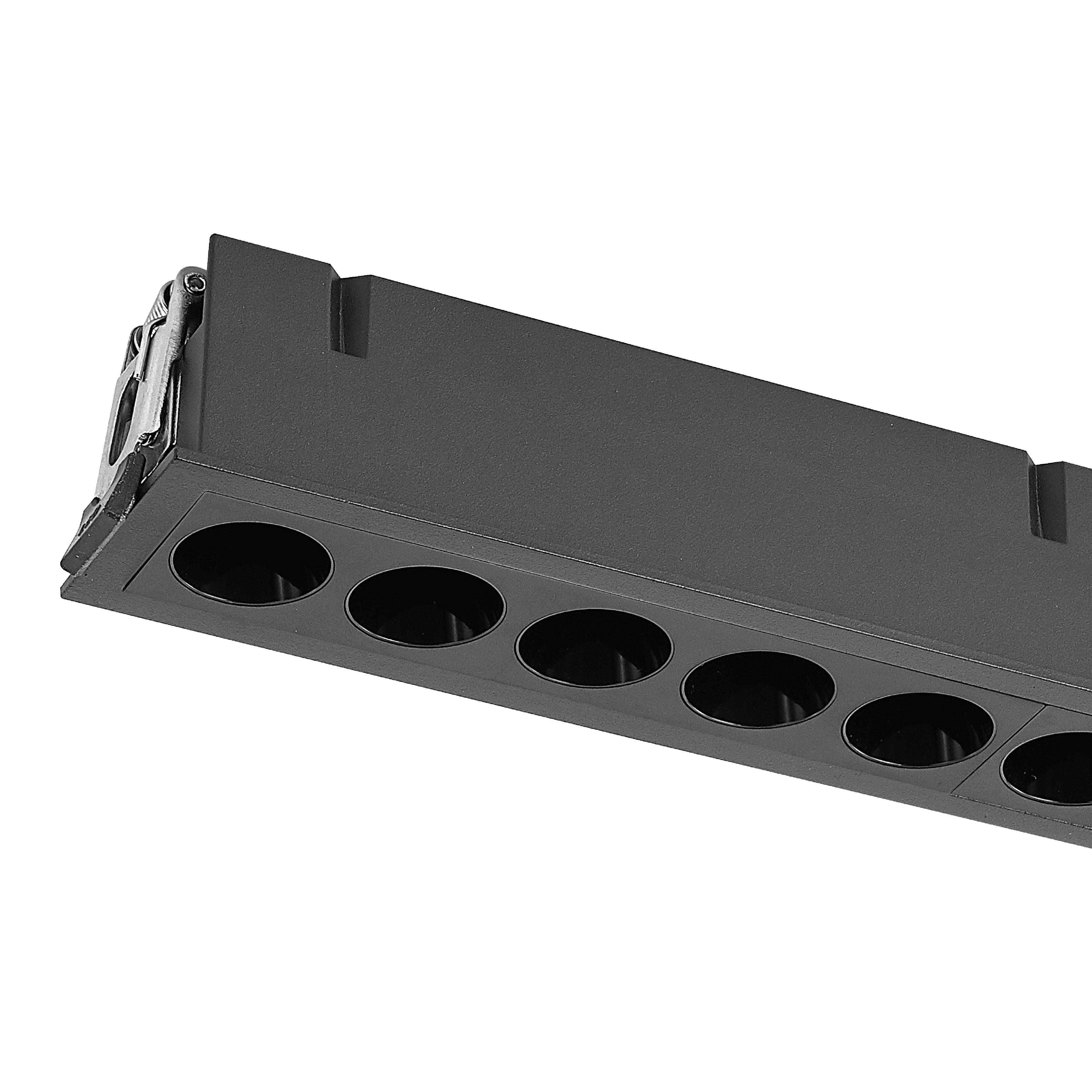 Blau Linear Recessed Spotlight