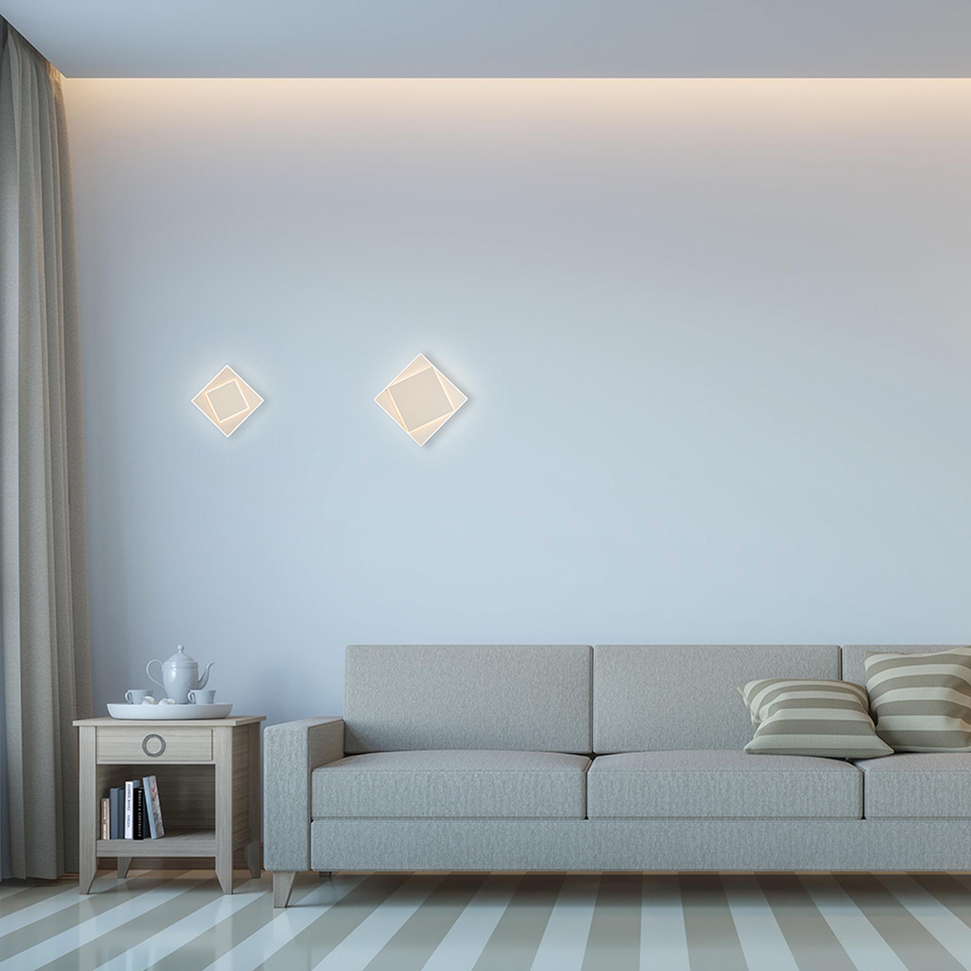 Dakla Wall Lamp