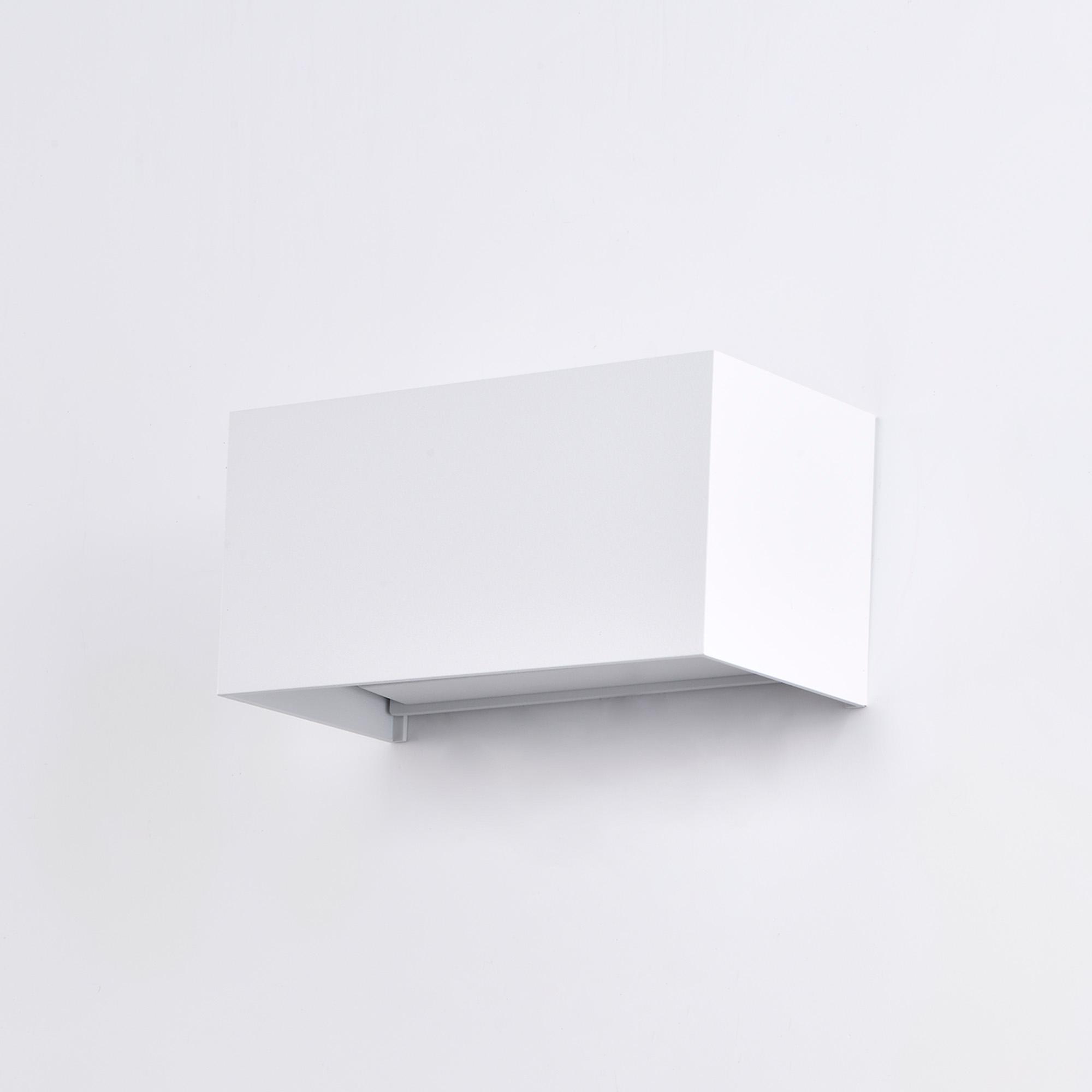 Davos Rectangle Wall Lamp
