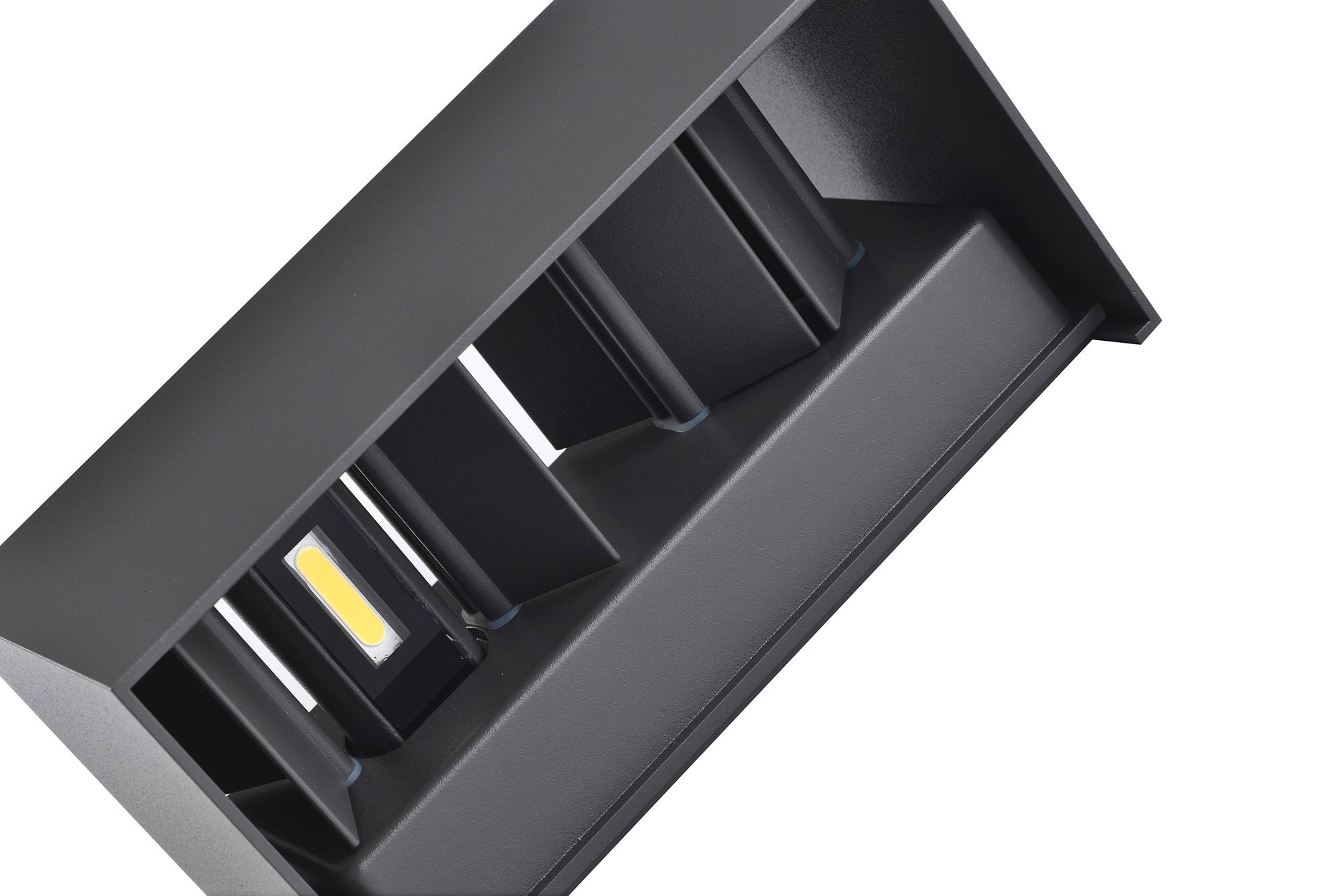 Davos Rectangle Wall Lamp