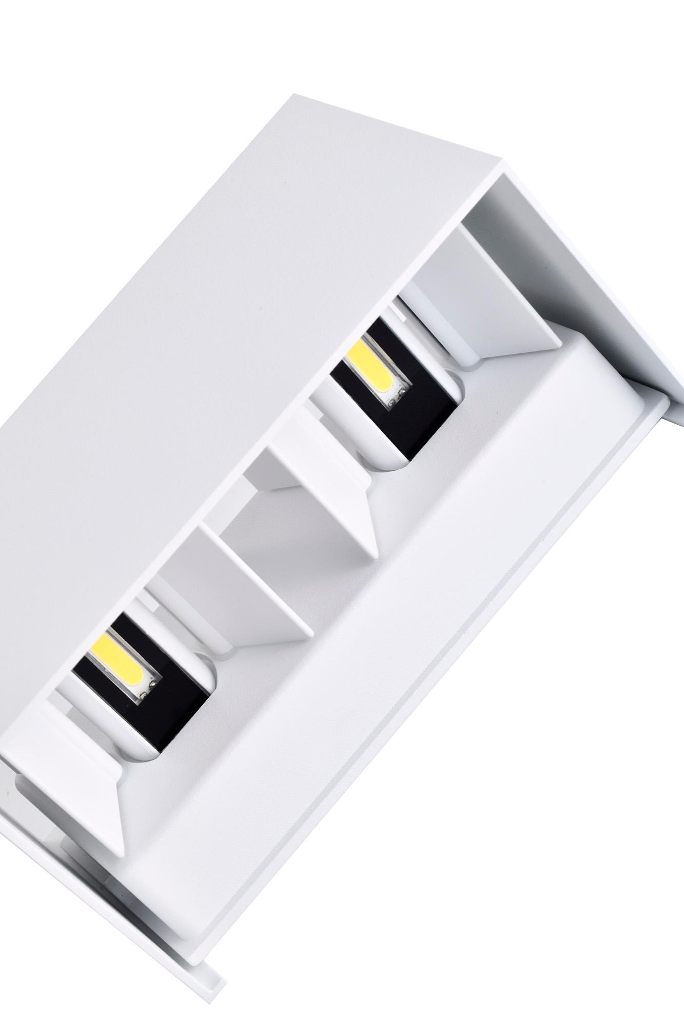 Davos Rectangle Wall Lamp