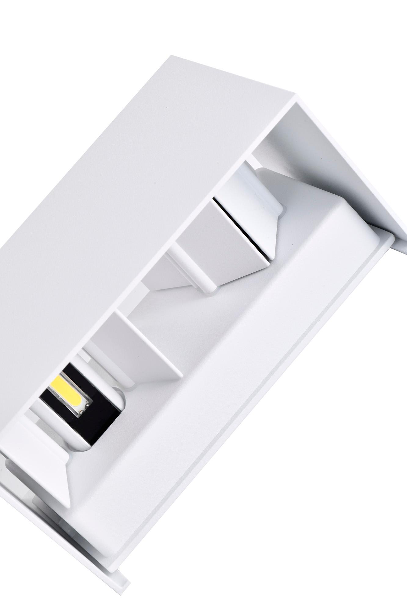 Davos Rectangle Wall Lamp