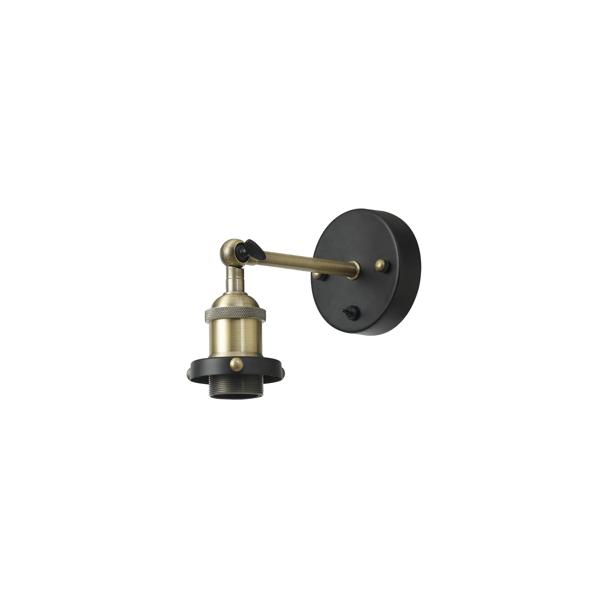 Dreifa Switched Wall Light