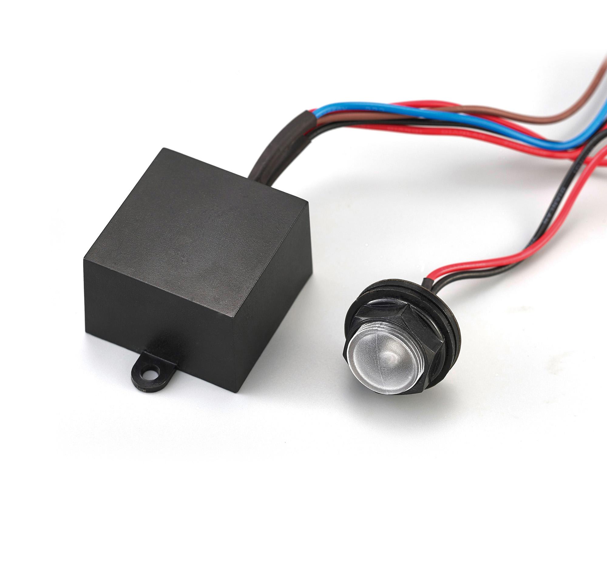 * Espial Remote Fixing 20mm Miniature Photocell IP65 20-70 Lux 5A Black