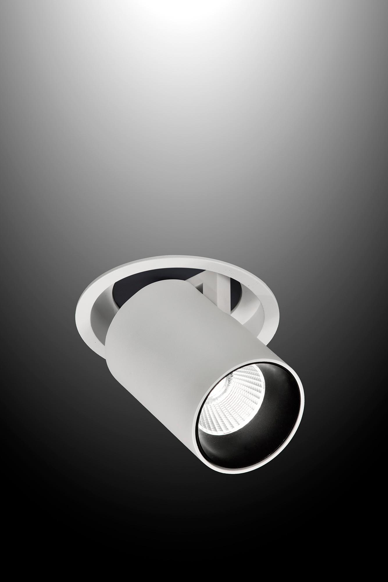 Garda Retractable Recessed Swivel Spotlight