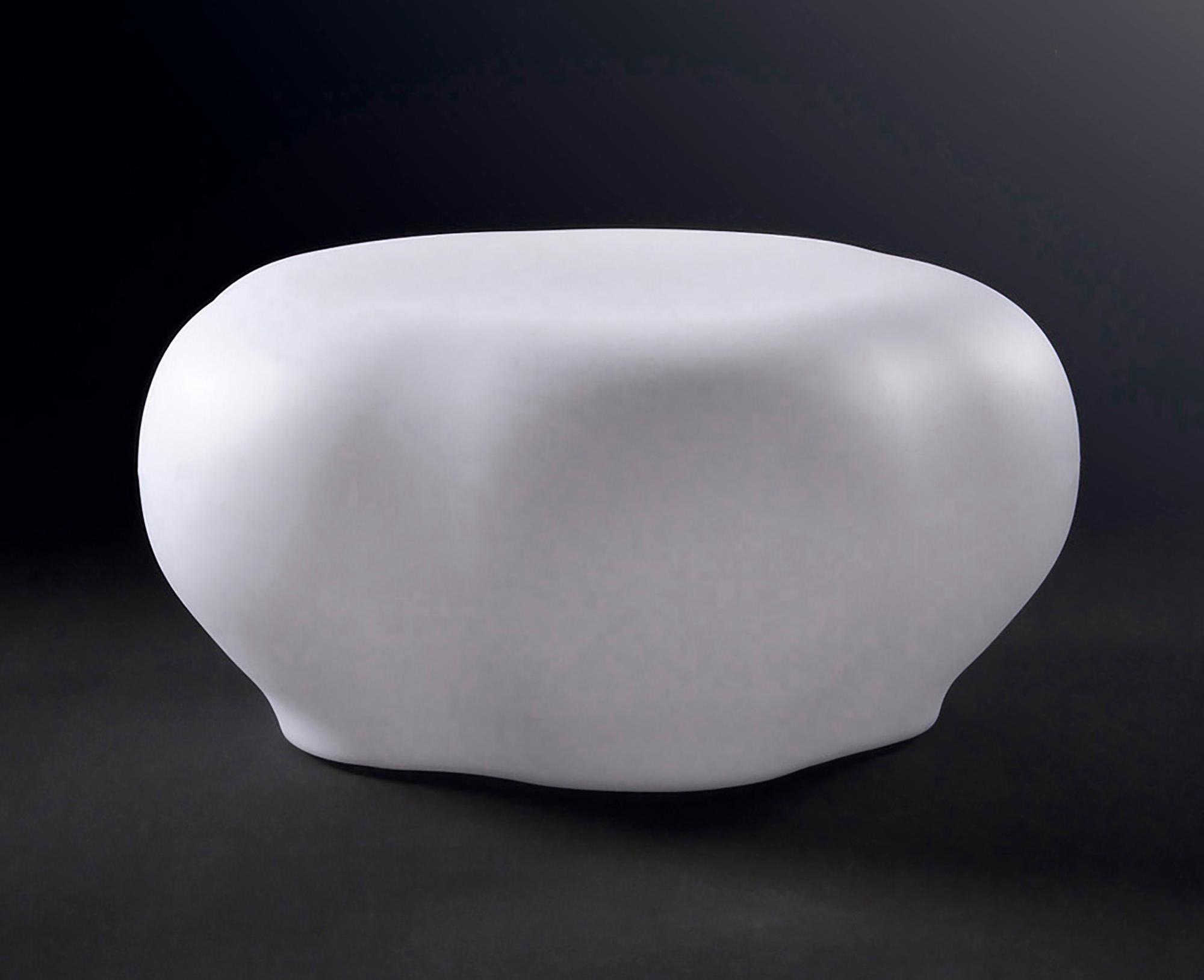 Huevo Stool