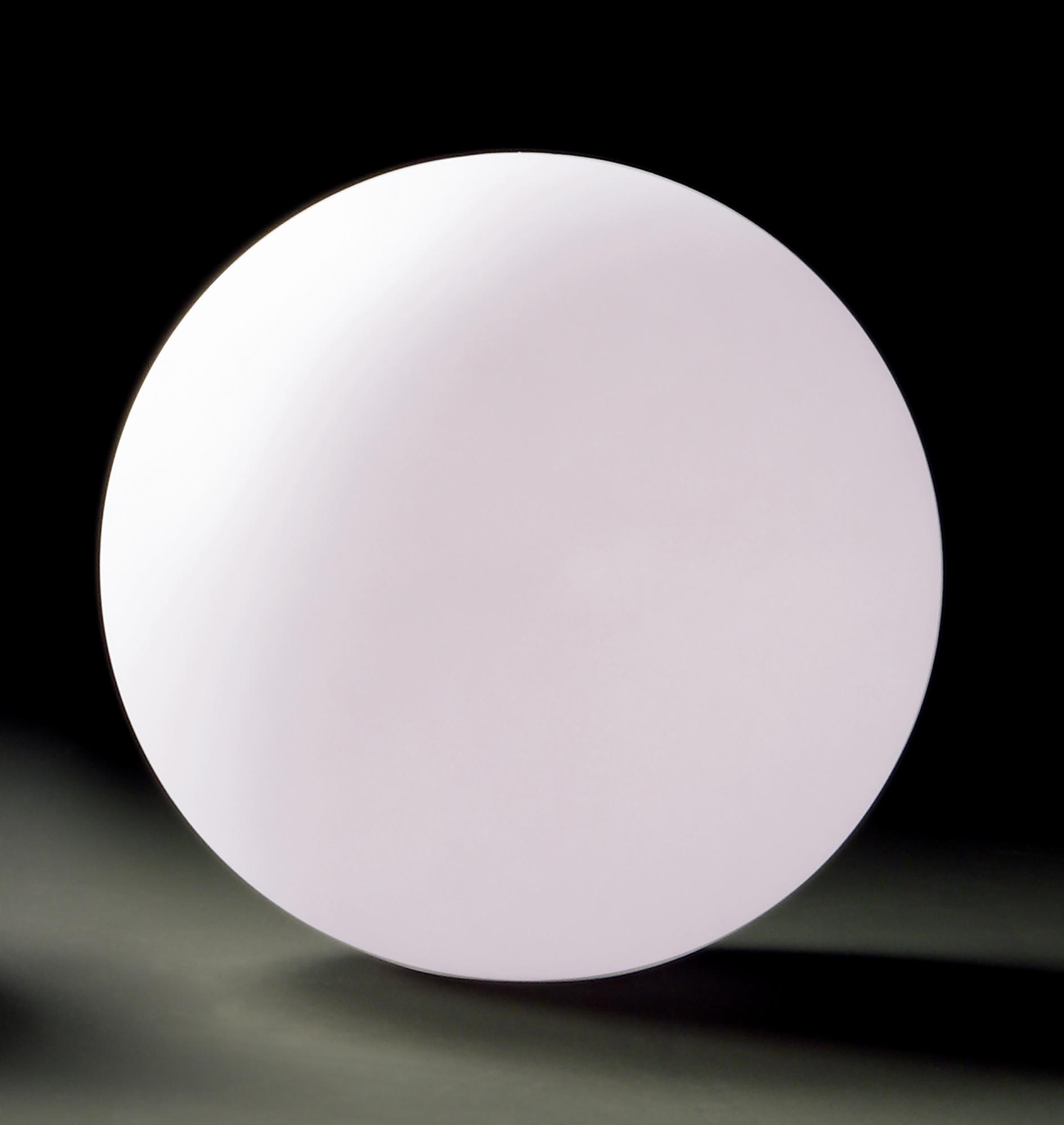 Huevo Ball Table Lamp
