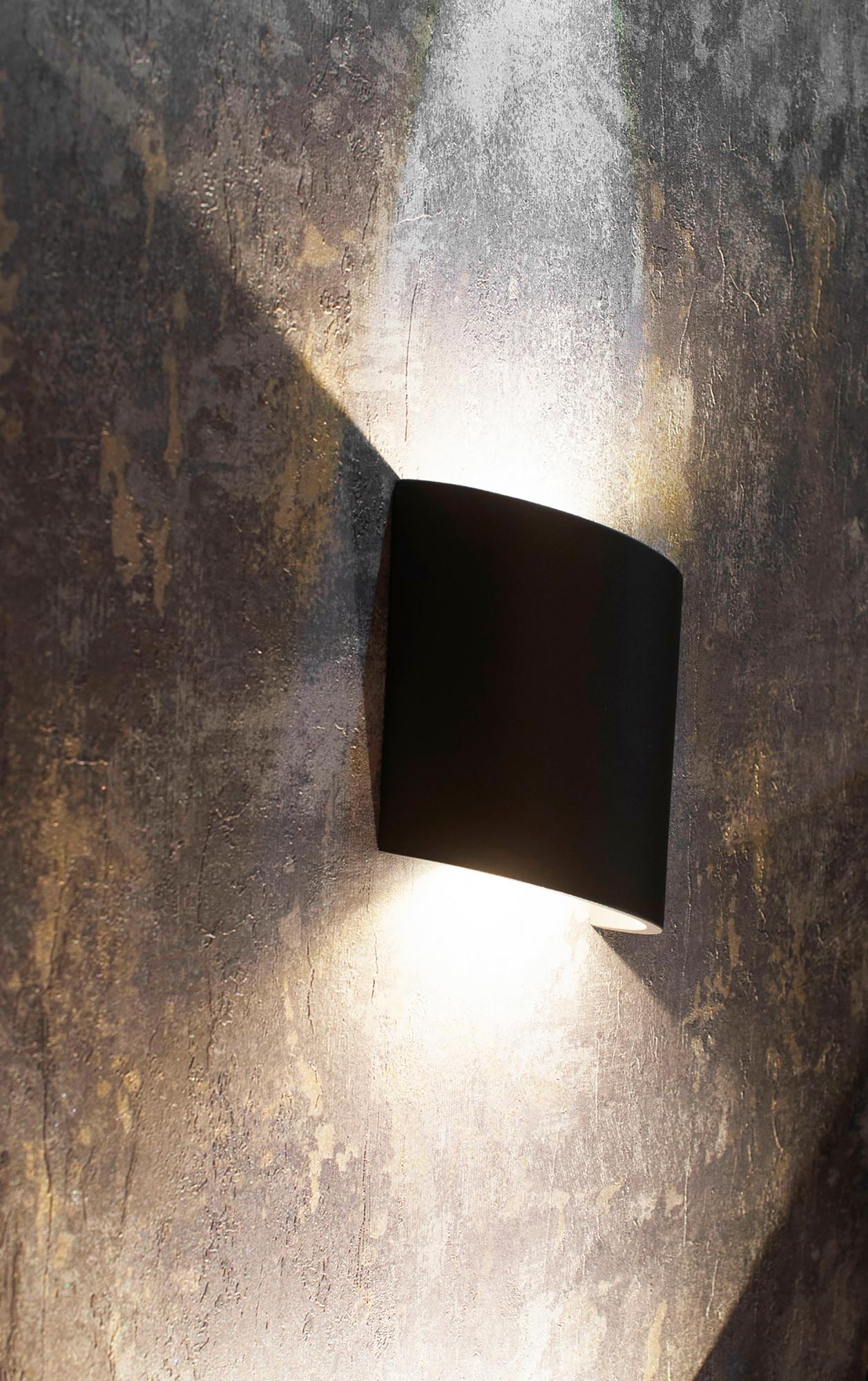 Sochi Wall Lamp