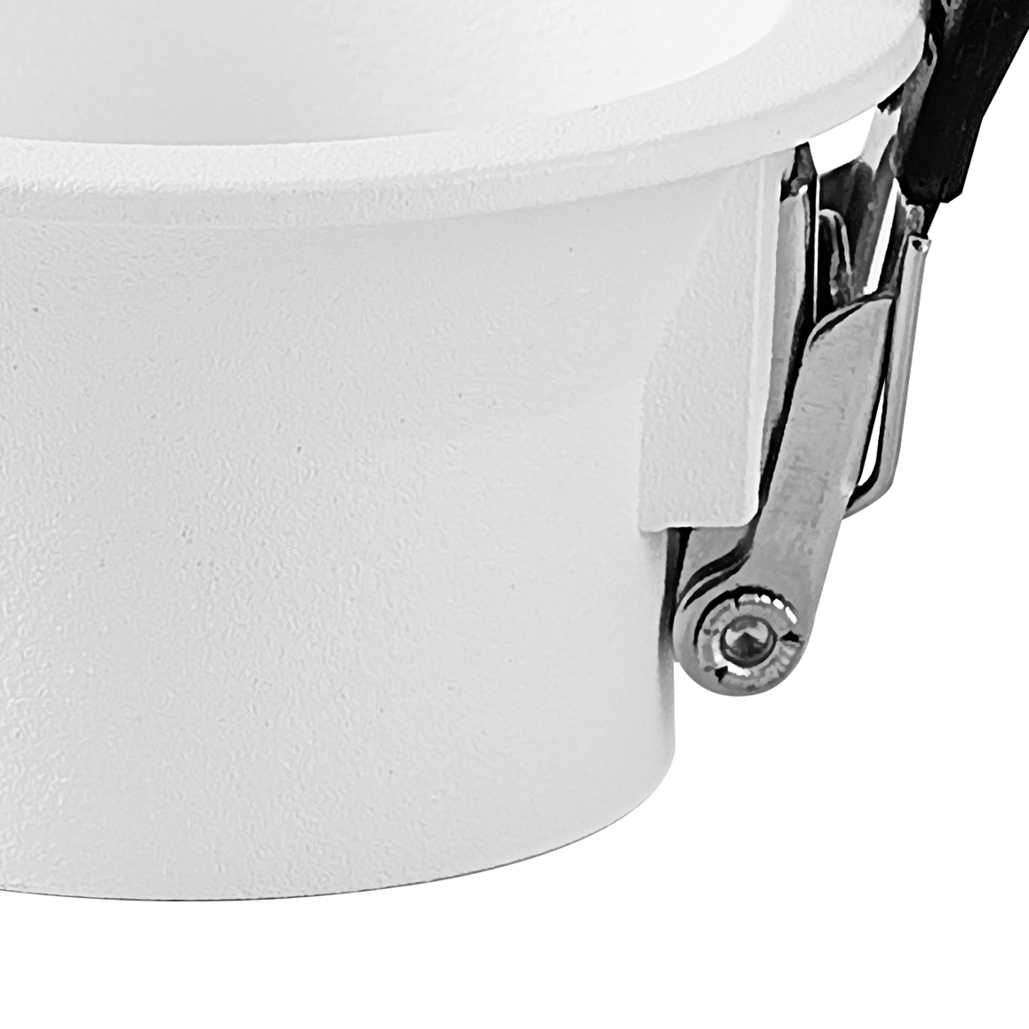 Trimasi 60 x 31mm Recessed Base, Sand White