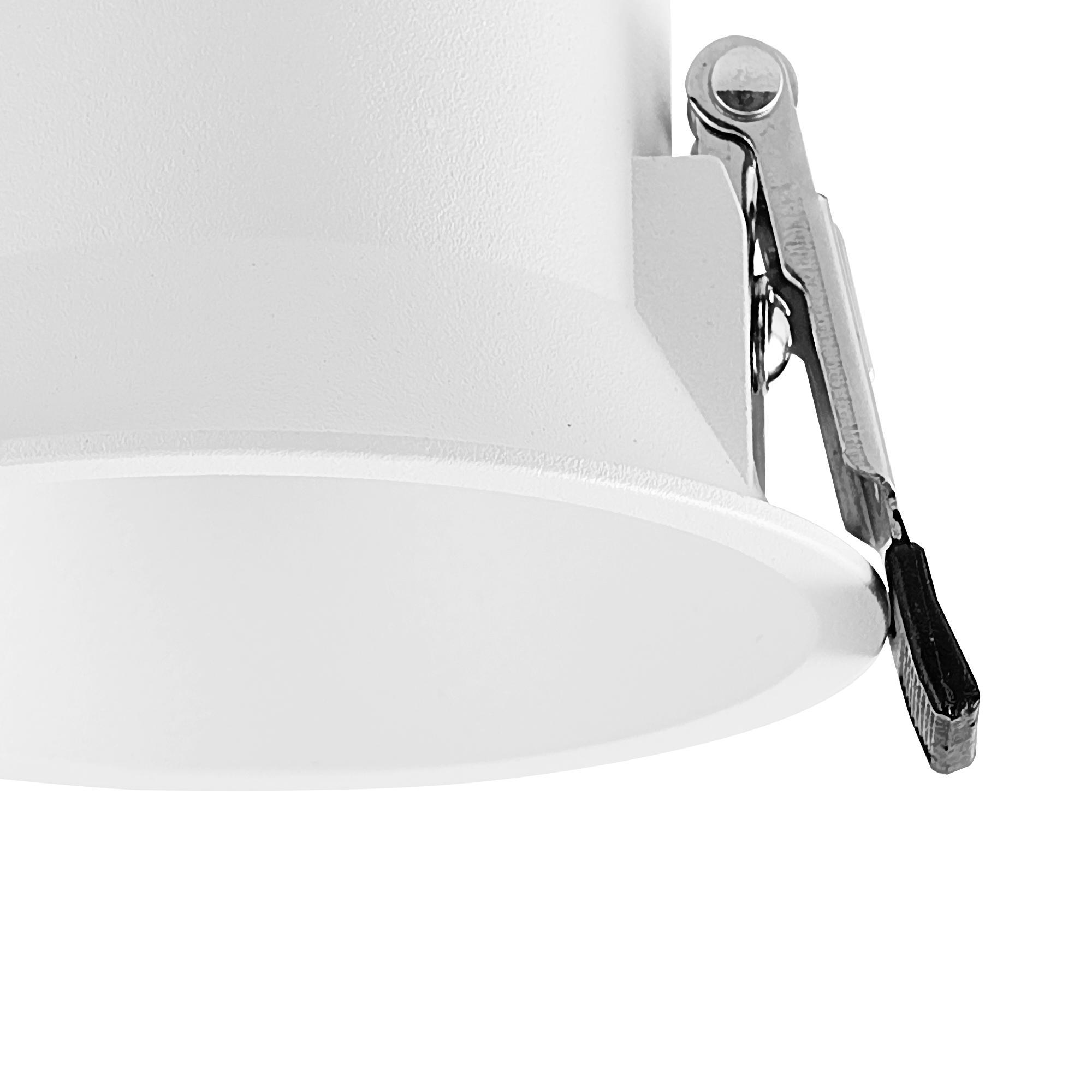 Trimasi 82 x 43mm Recessed Base, Sand White