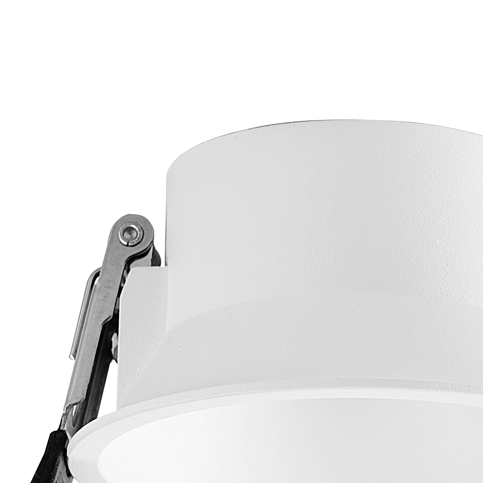 Trimasi 82 x 43mm Recessed Base, Sand White