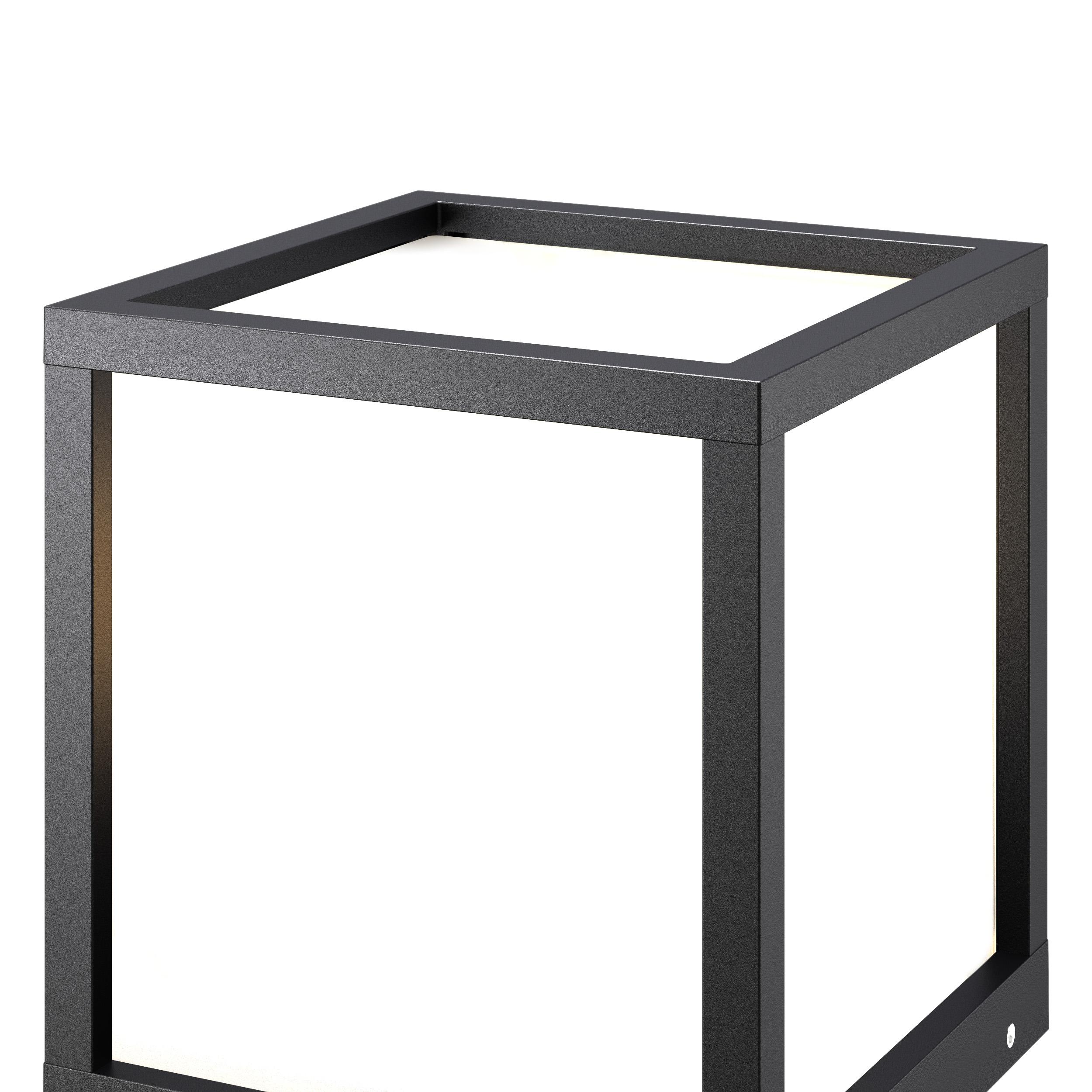 Utah Pedestal Lamp