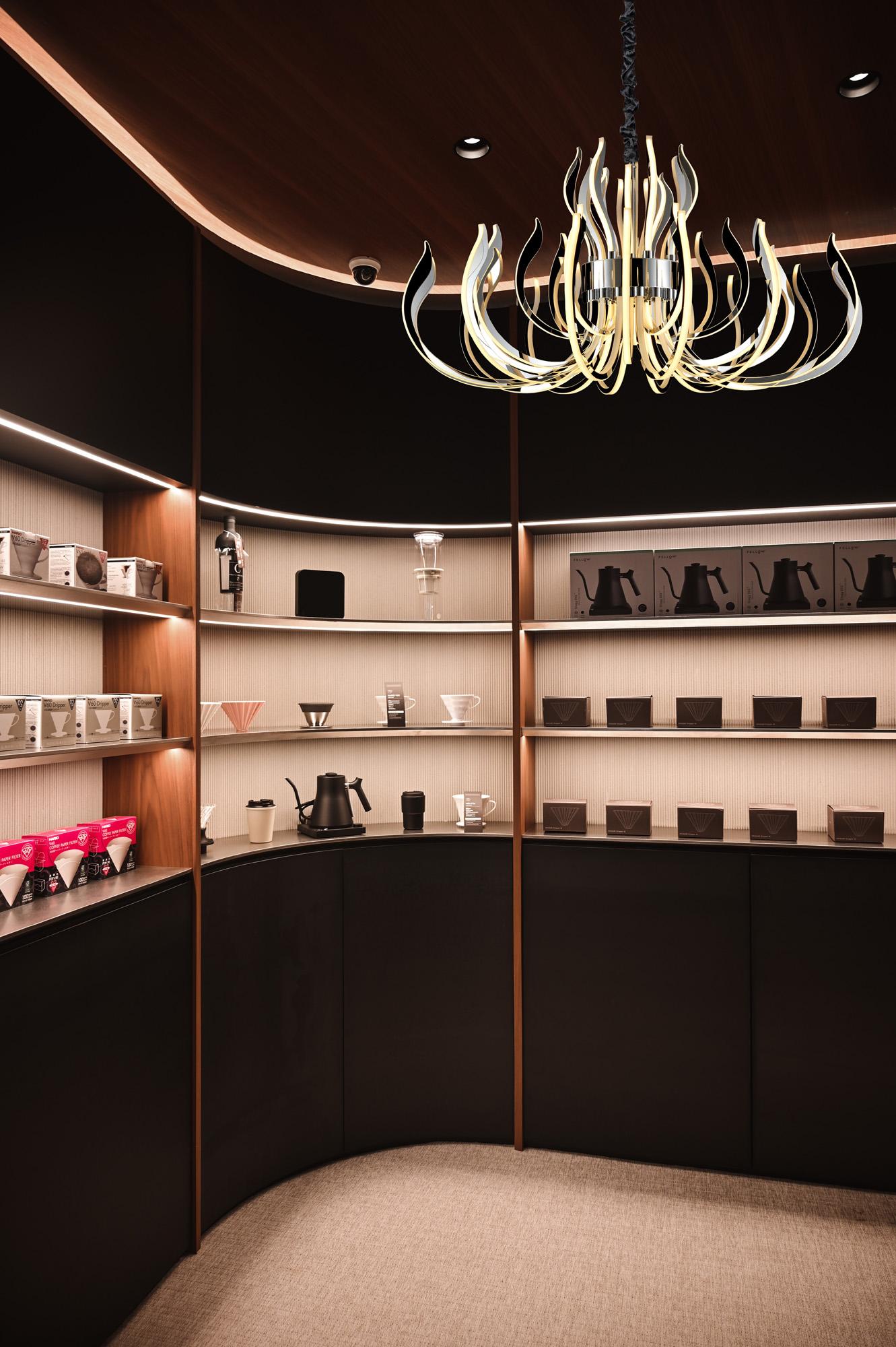 Versailles 133cm Pendant, 553W LED, 3000K, 3 Way Relay, 26715lm, Polished Chrome, 3yrs Warranty, (REQUIRES CONSTRUCTION/CONNECTION) Item Weight: 29kg
