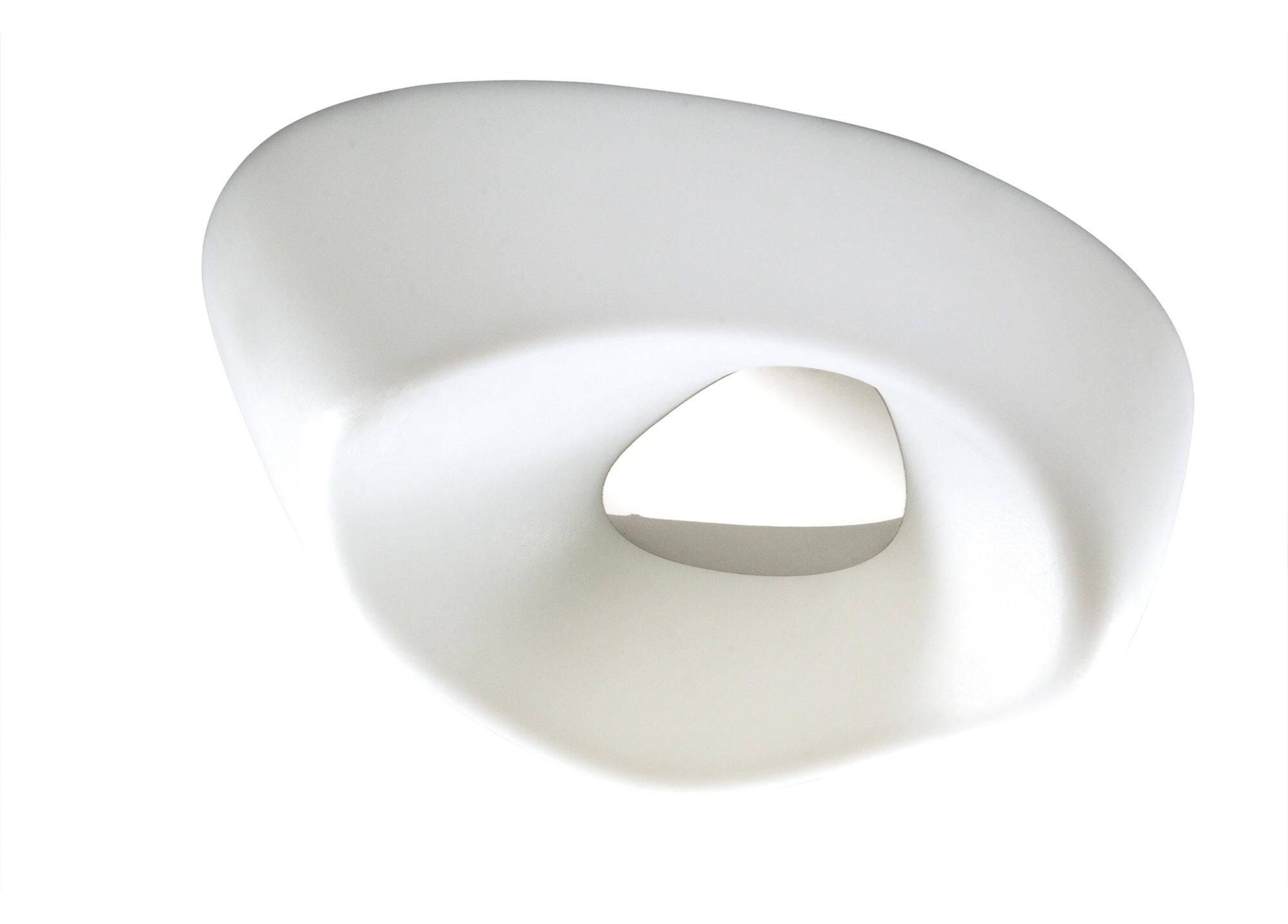 Huevo Ceiling